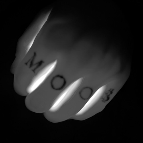 MOO$-long for (Techno)