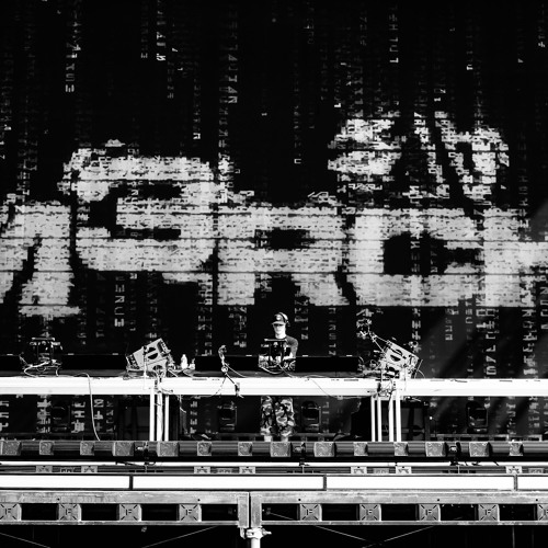 M3RCH